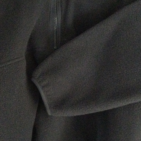 Acadia pullover jacket - Picture 6 of 7